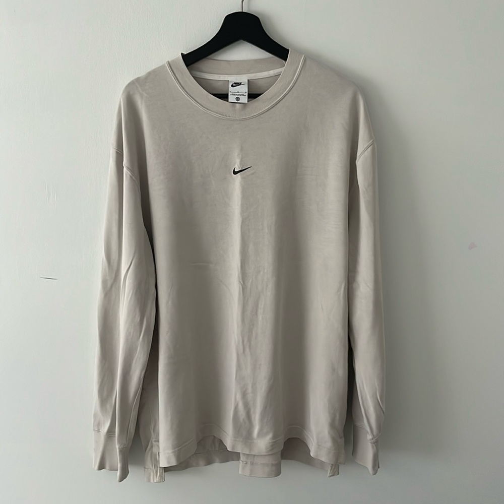 Nike sweatshirt *LAST CALL
